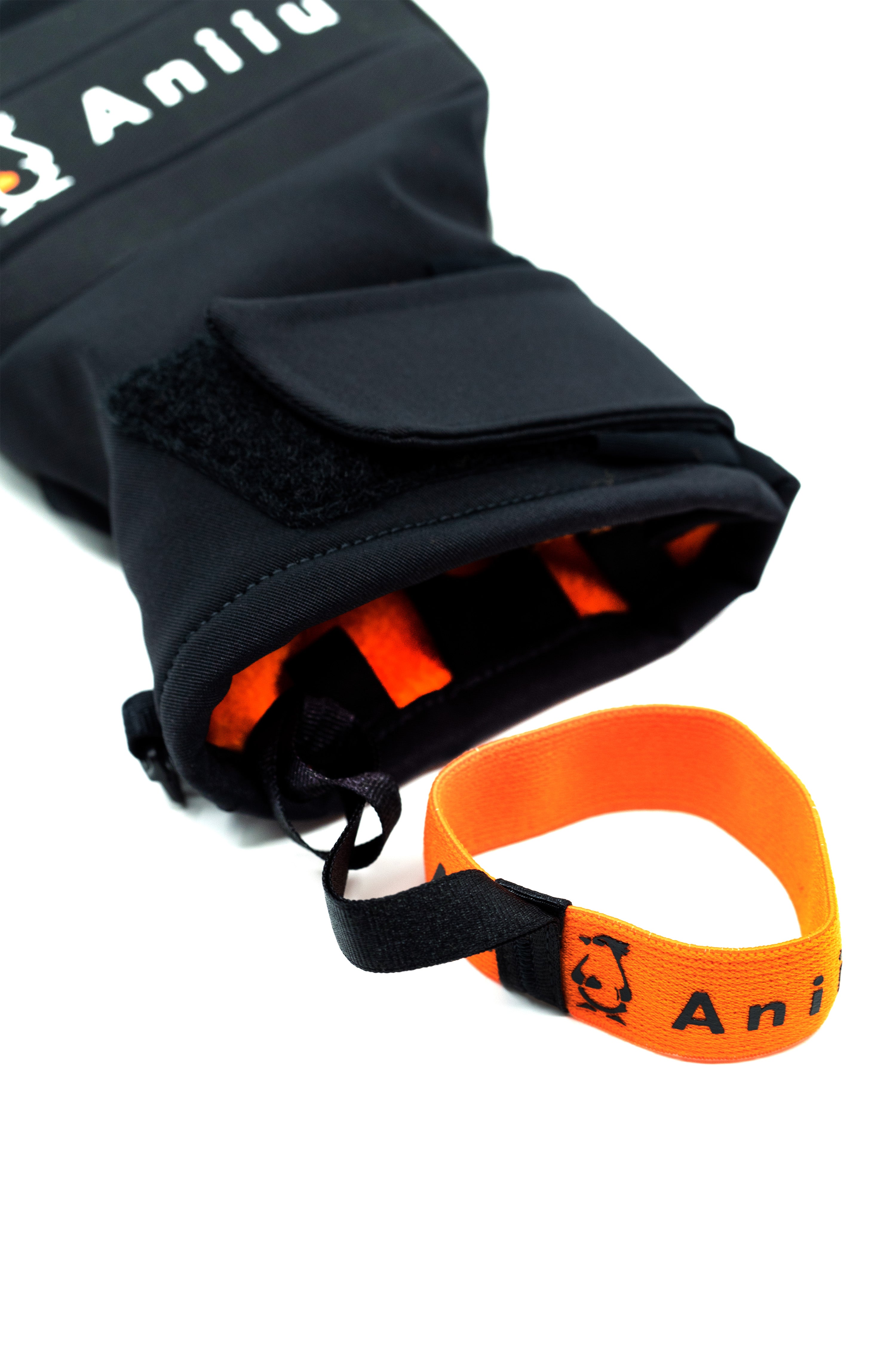 Product image - Aniuu wrist straps on a black Aniiu glove